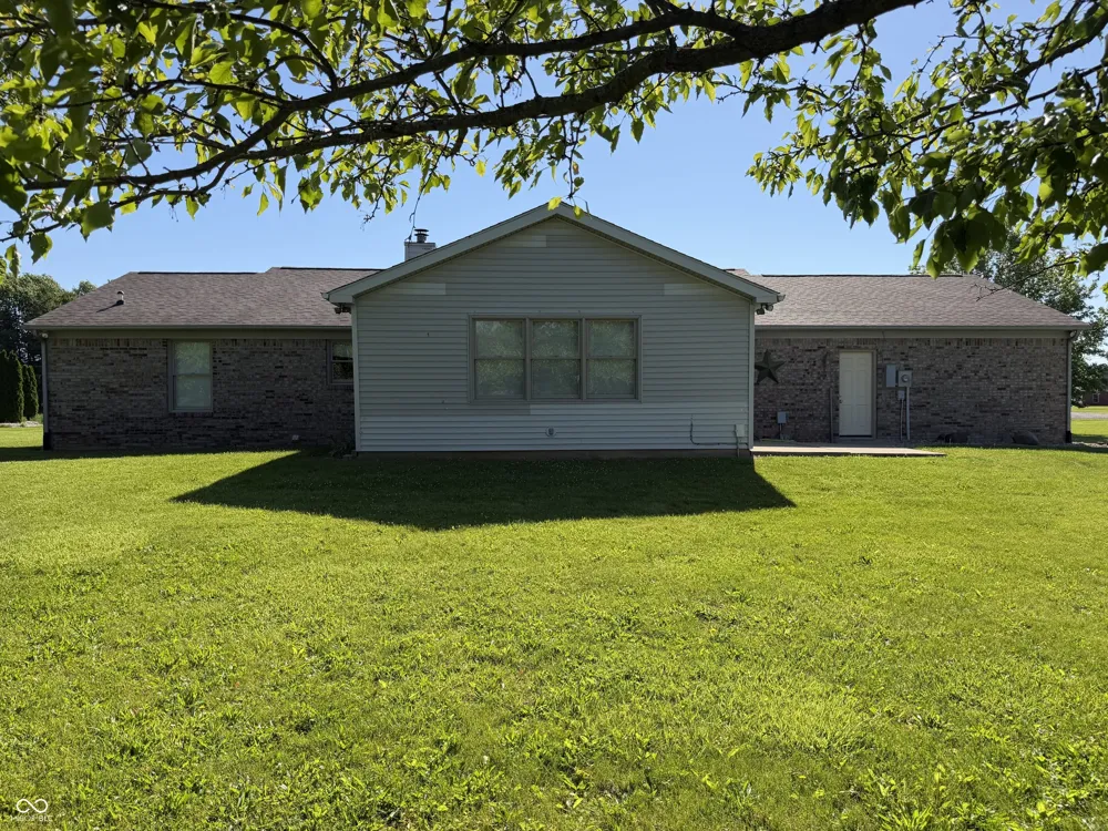 1136 Holmes Road Lebanon, IN 46052
