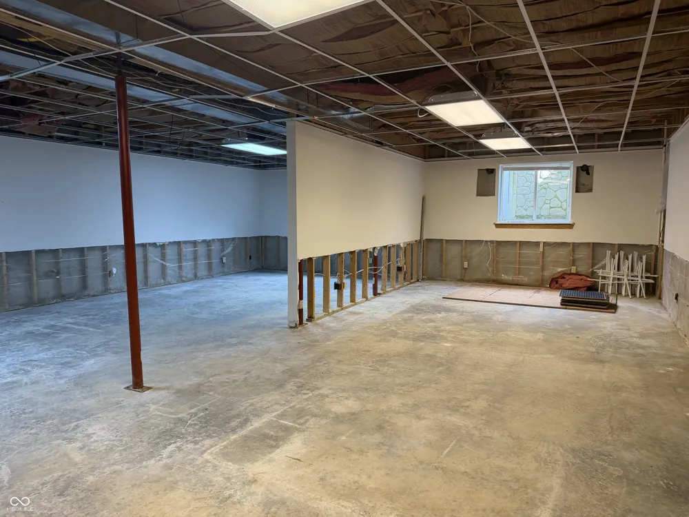 1136 Holmes Road Lebanon, IN 46052