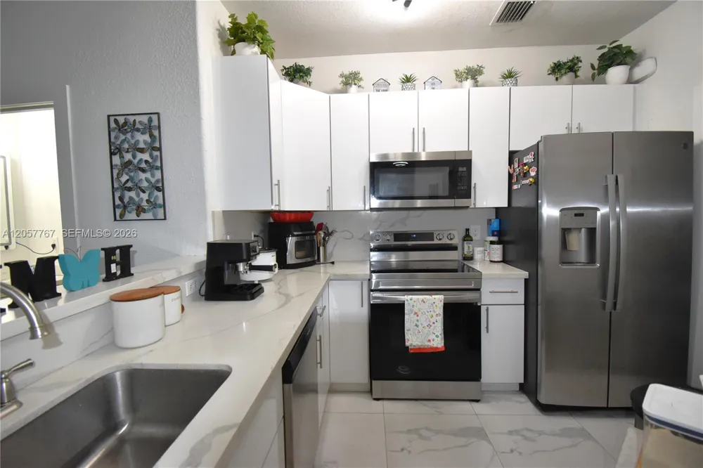 3818 SW 171st Ter Miramar, FL 33027