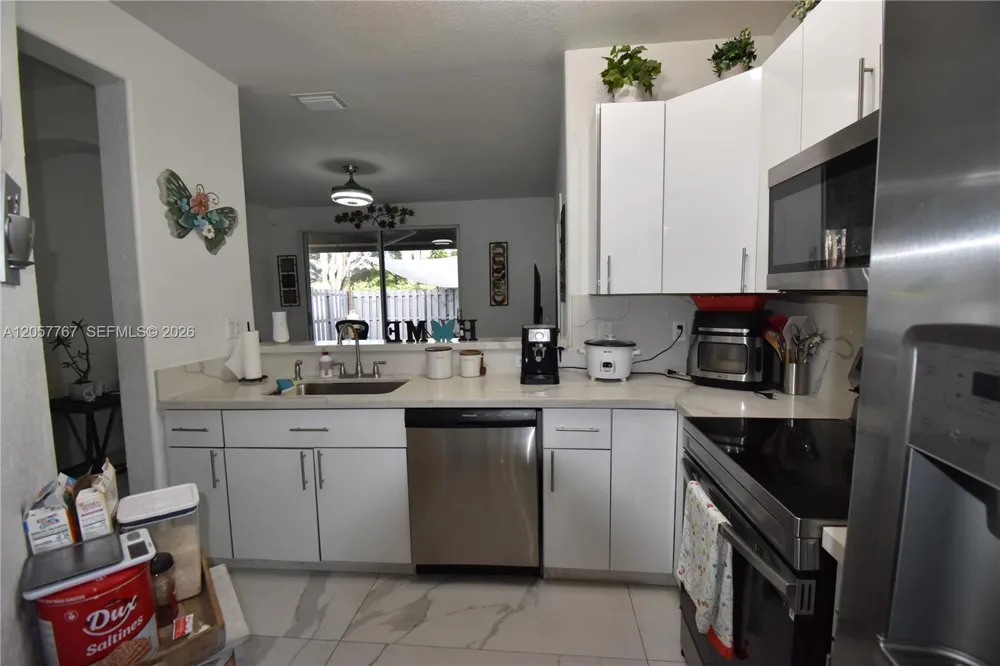3818 SW 171st Ter Miramar, FL 33027