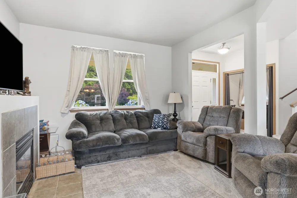 36 Daring Lane Aberdeen, WA 98520