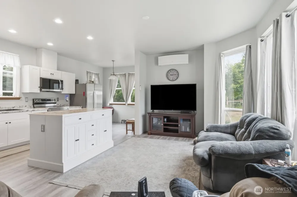 36 Daring Lane Aberdeen, WA 98520