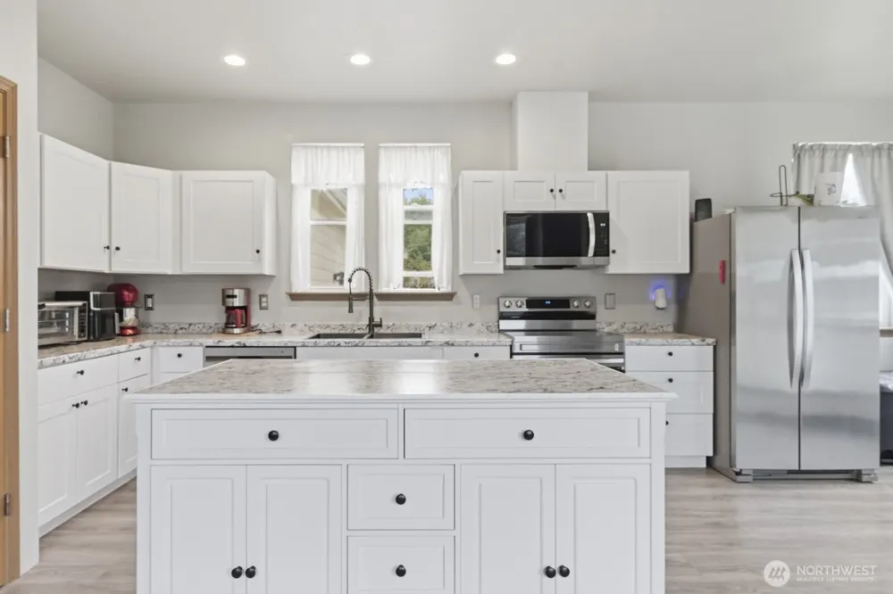36 Daring Lane Aberdeen, WA 98520