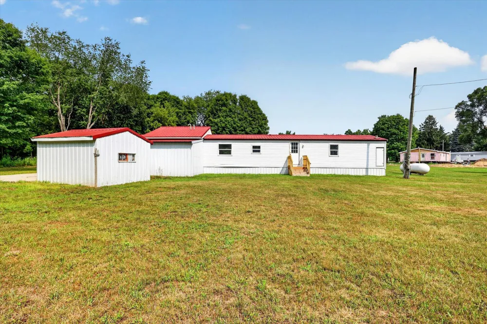 15819 Lincoln Street Coral, MI 49322