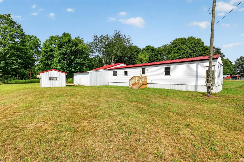 15819 Lincoln Street Coral, MI 49322