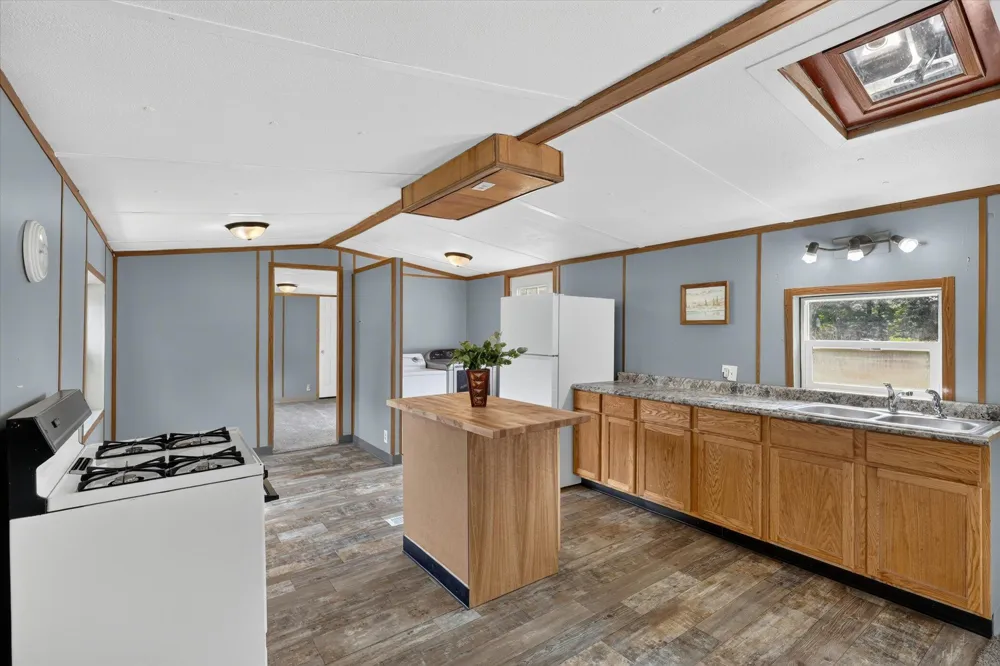15819 Lincoln Street Coral, MI 49322
