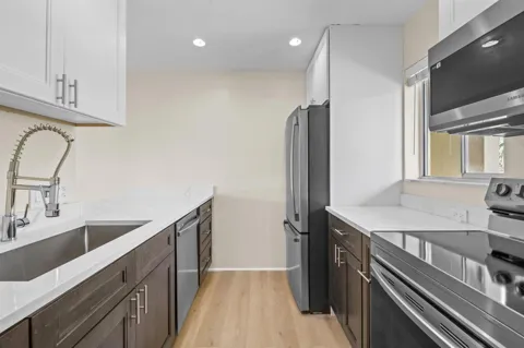 830 SW 9th Street Circle #204