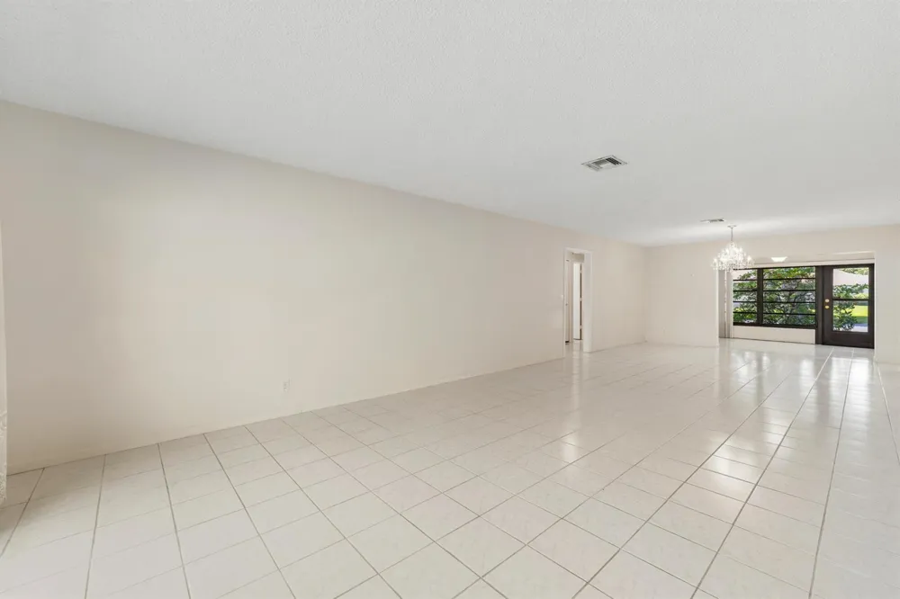 4675 ROBINWOOD CIRCLE #A Boynton Beach, FL 33436