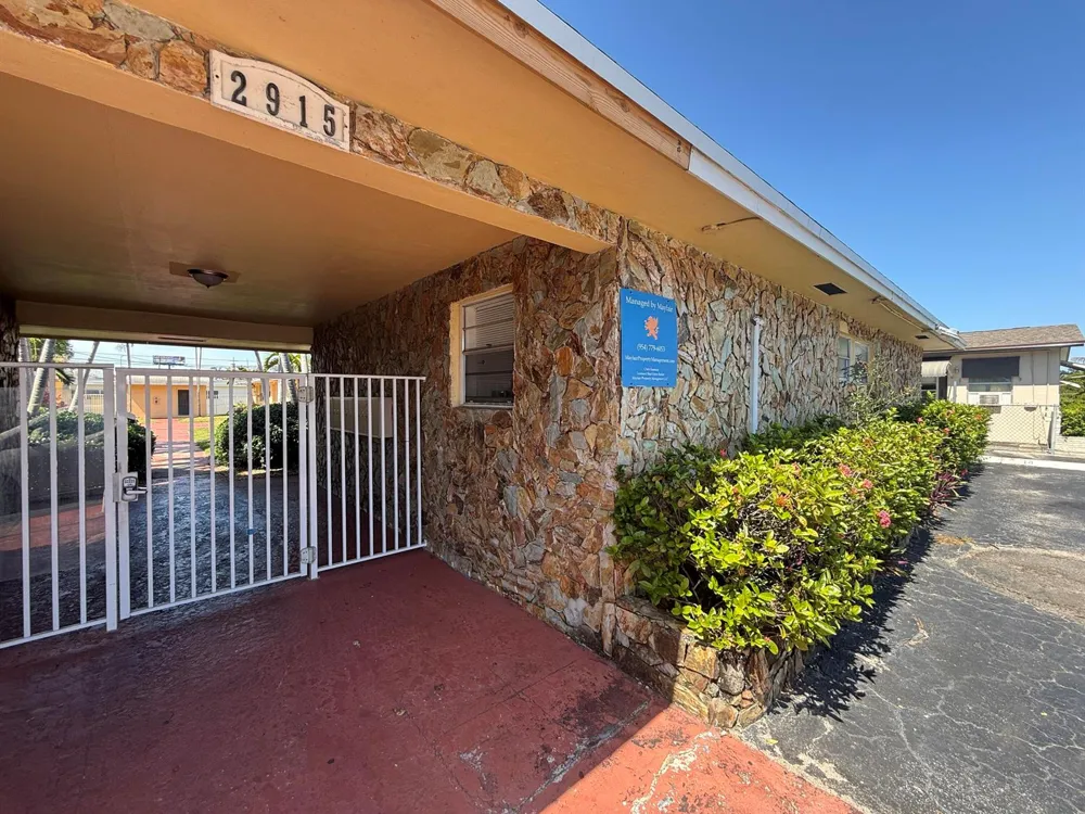 2915 JACKSON STREET #12 Hollywood, FL 33020