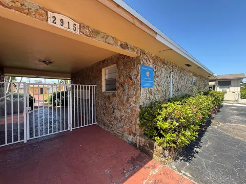 2915 JACKSON STREET #12