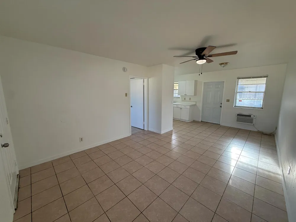 2915 JACKSON STREET #12 Hollywood, FL 33020