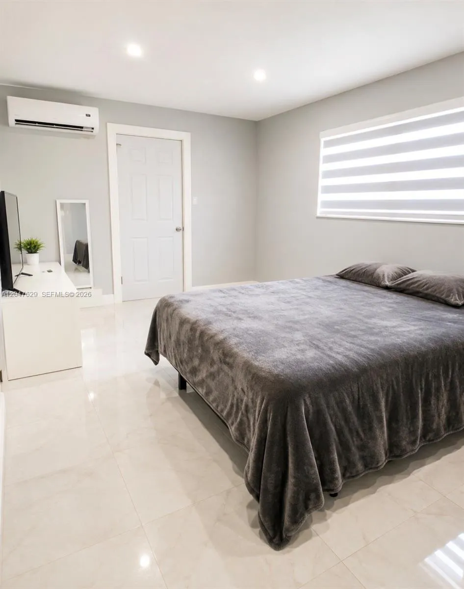 10955 SW 223rd St Miami, FL 33170