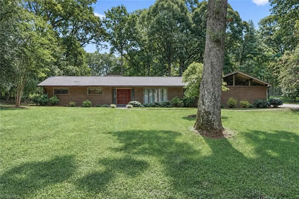 107 Augusta Drive Statesville, NC 28625