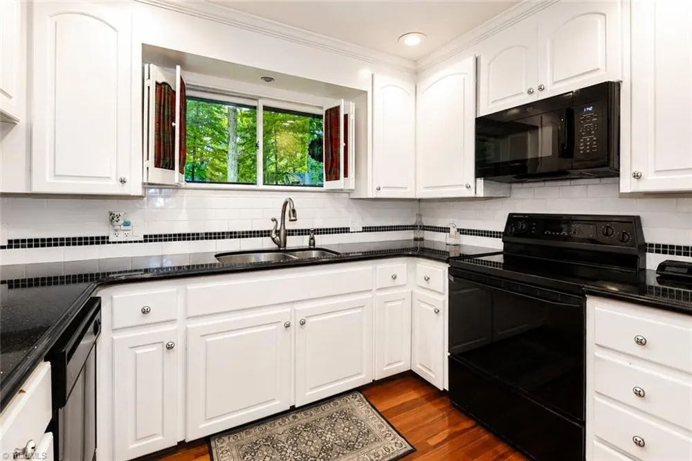 107 Augusta Drive Statesville, NC 28625