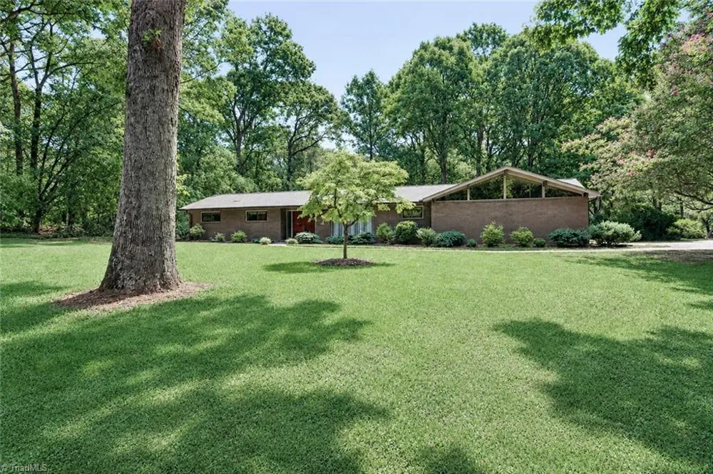 107 Augusta Drive Statesville, NC 28625