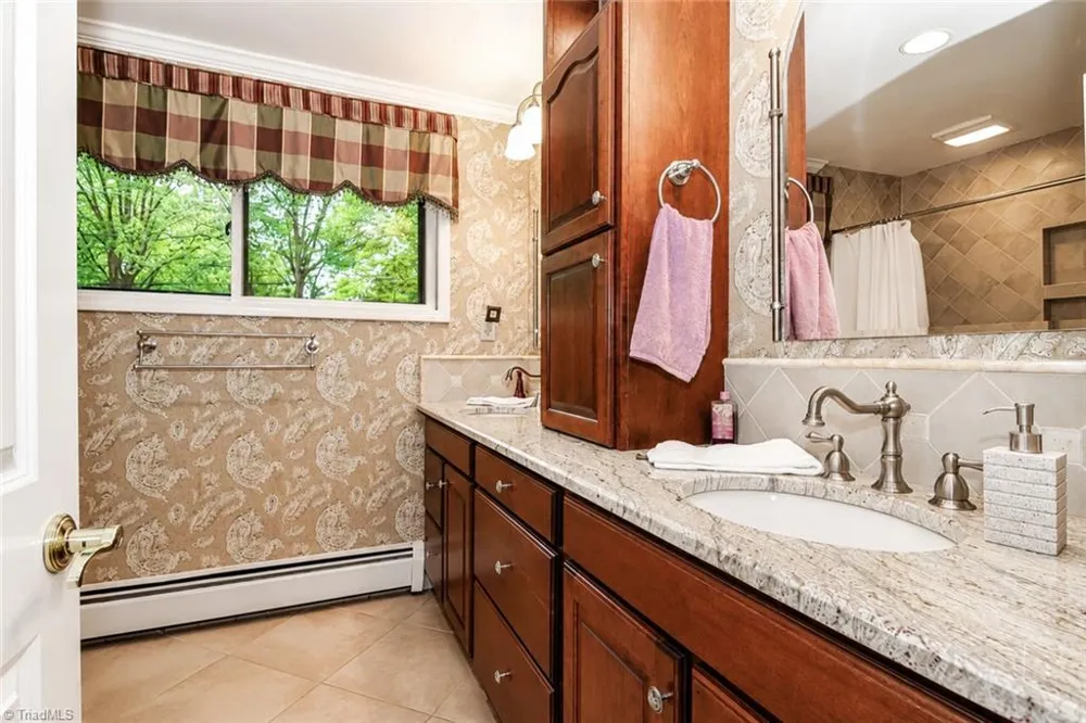 107 Augusta Drive Statesville, NC 28625