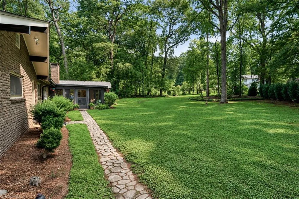 107 Augusta Drive Statesville, NC 28625