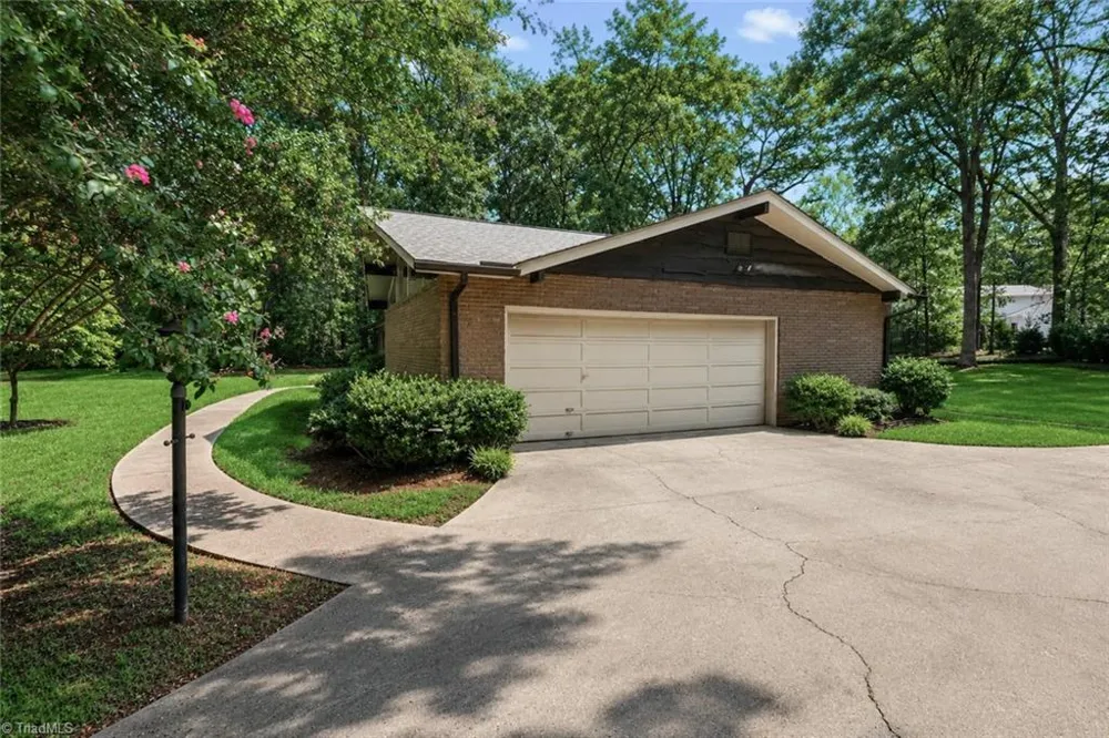 107 Augusta Drive Statesville, NC 28625