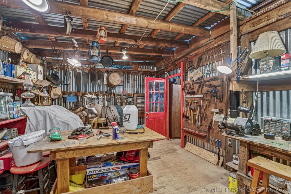 30110 State Highway 9 Highway Keota, OK 74941