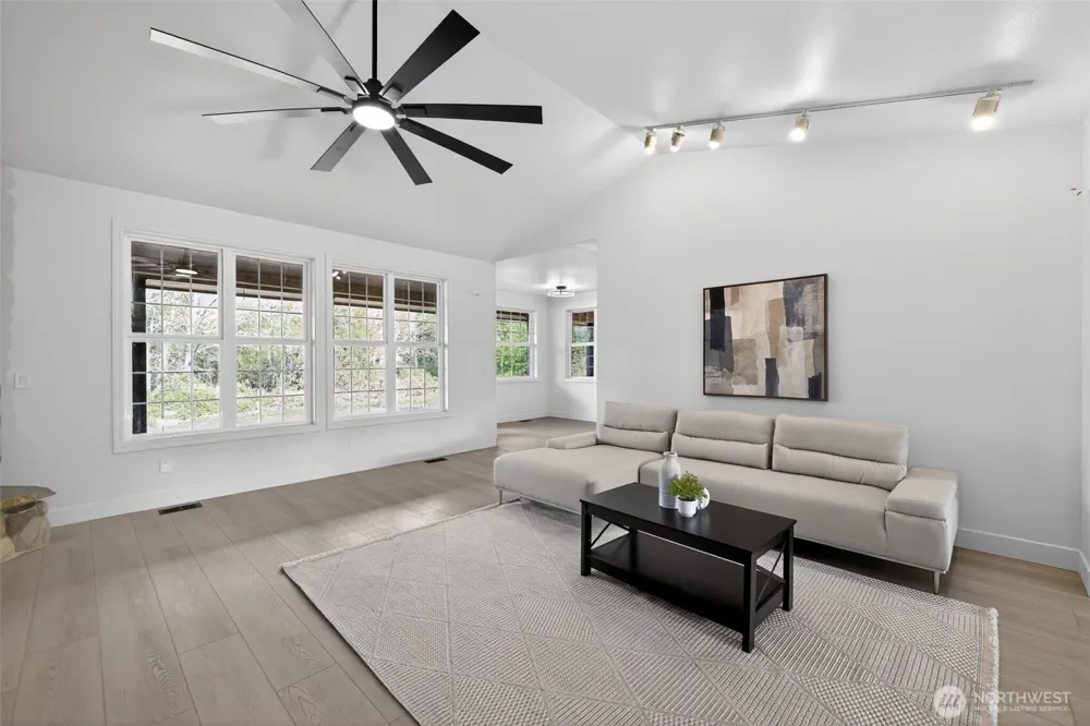 31728 SE Issaquah Fall City Road Fall City, WA 98024