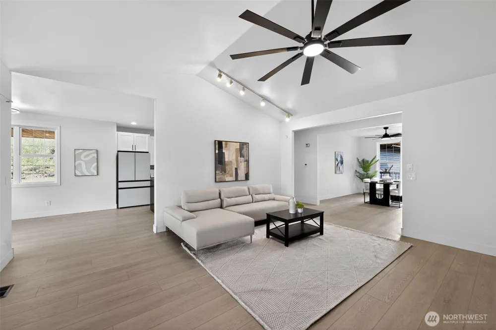 31728 SE Issaquah Fall City Road Fall City, WA 98024