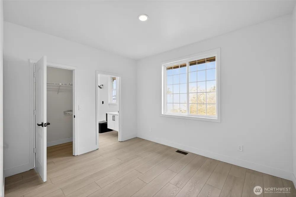 31728 SE Issaquah Fall City Road Fall City, WA 98024