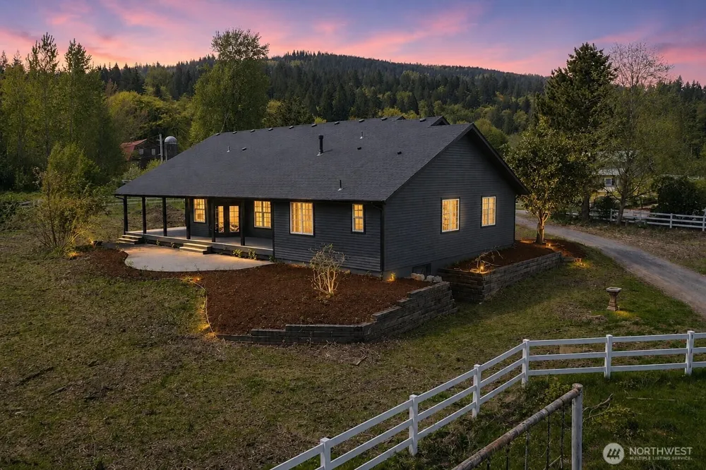 31728 SE Issaquah Fall City Road Fall City, WA 98024
