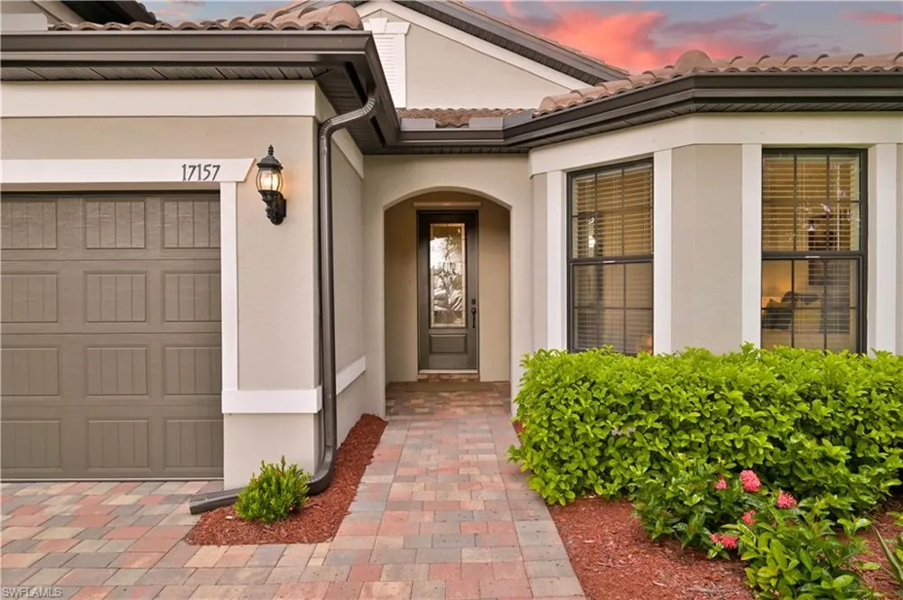 17157 Oakstead Drive Alva, FL 33920