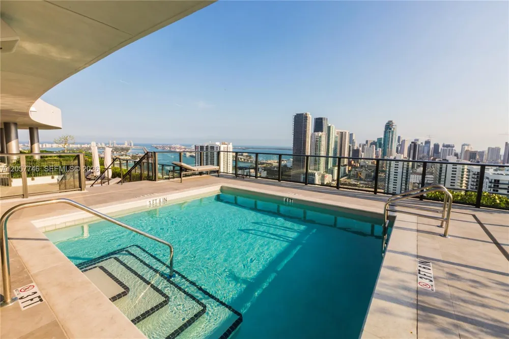 1600 NE 1st Ave #2611 Miami, FL 33132