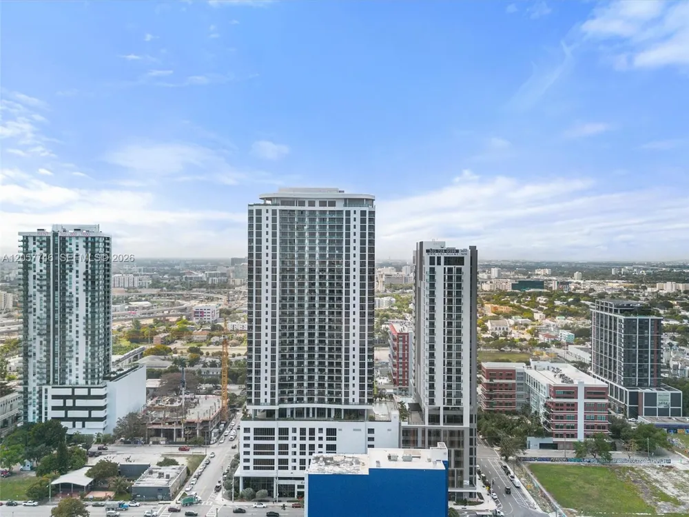 1600 NE 1st Ave #2611 Miami, FL 33132