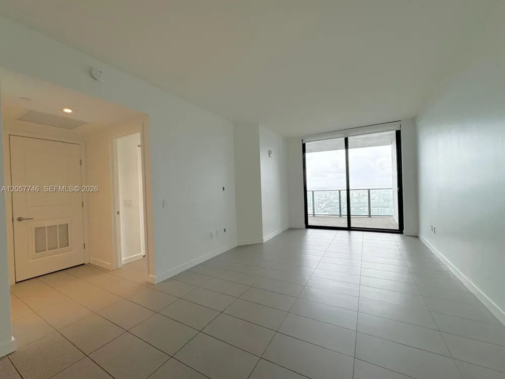 1600 NE 1st Ave #2611 Miami, FL 33132
