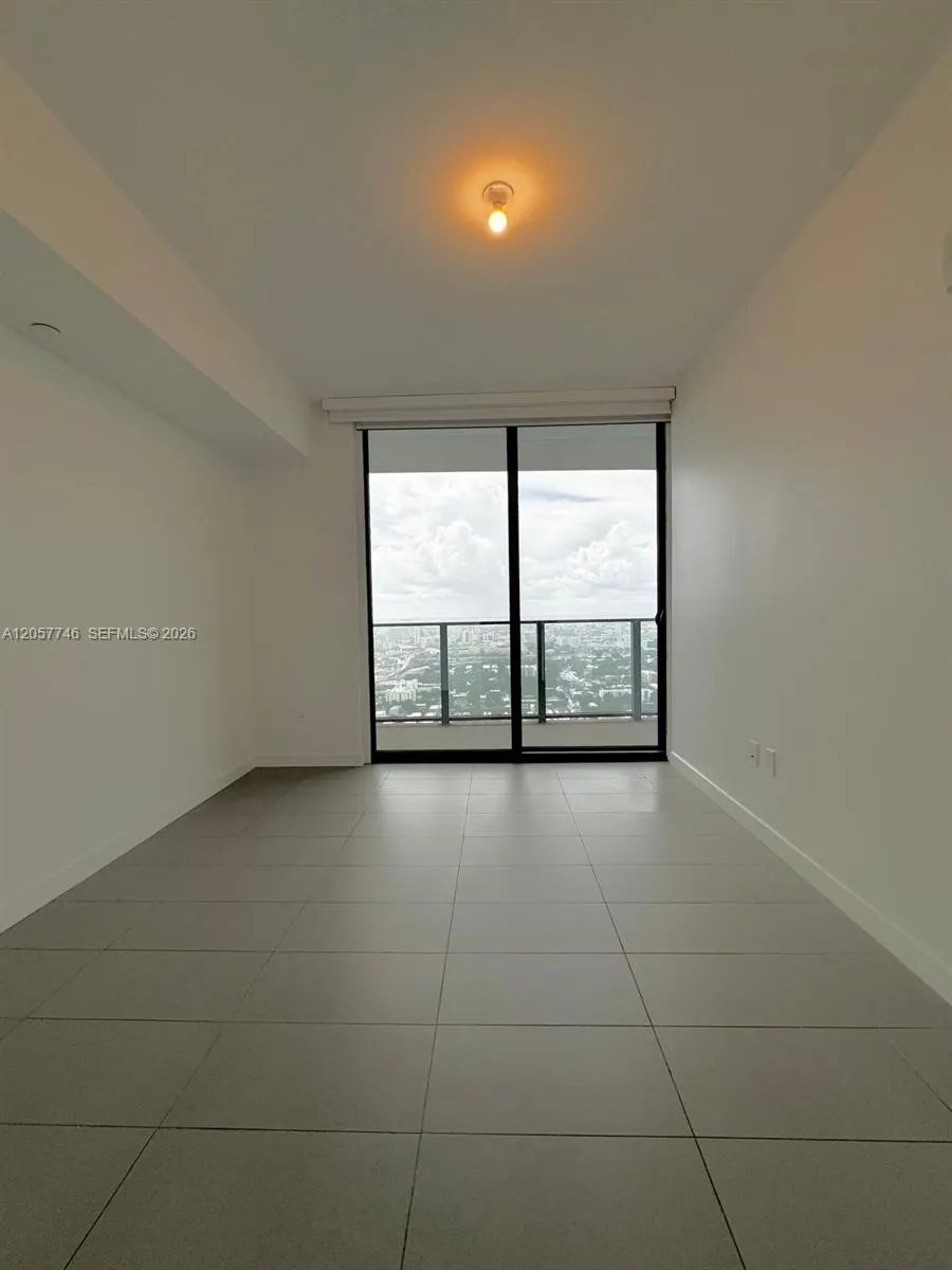 1600 NE 1st Ave #2611 Miami, FL 33132