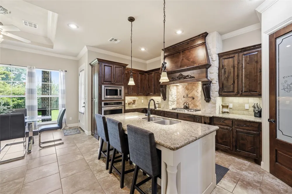 103 King Palms Way Lumberton, TX 77657