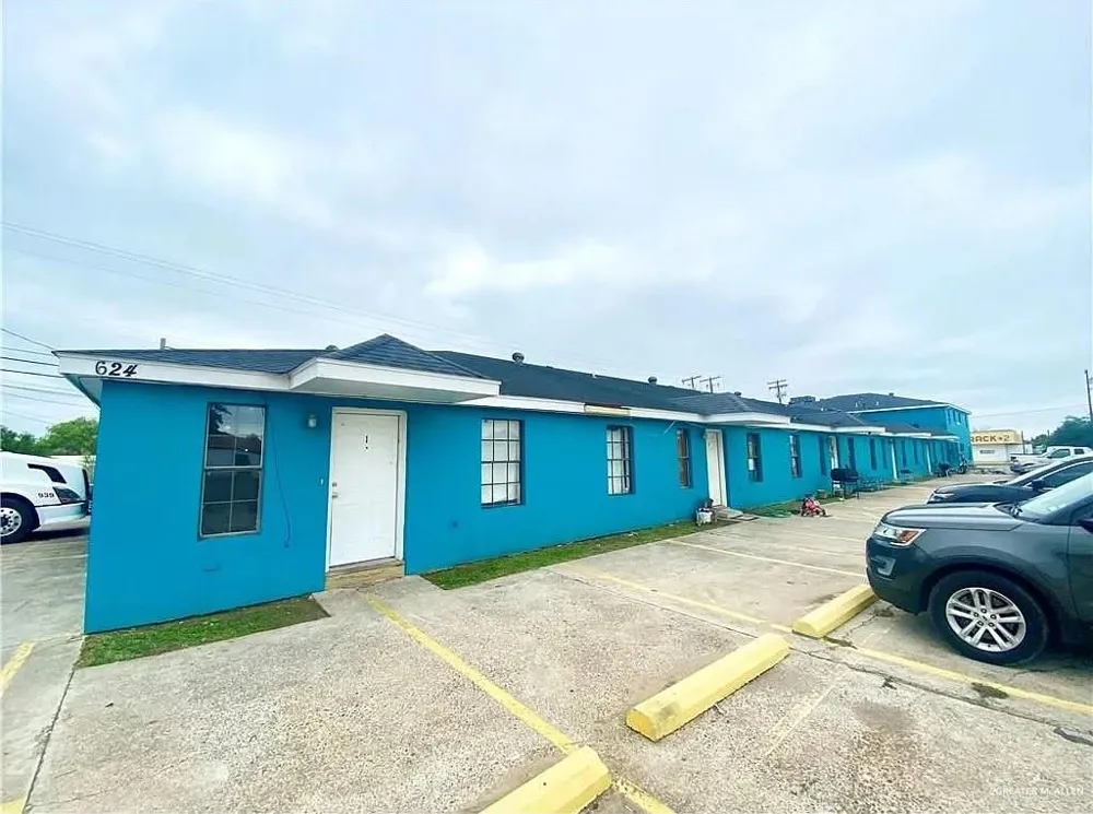 624 W Santa Rosa Avenue Edcouch, TX 78538