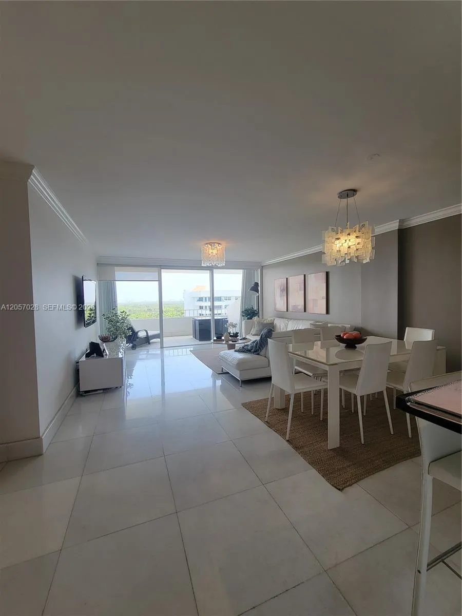 199 Ocean Lane Dr #1206 Key Biscayne, FL 33149