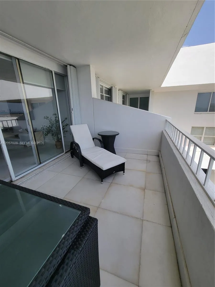 199 Ocean Lane Dr #1206 Key Biscayne, FL 33149
