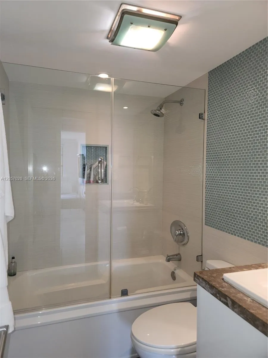 199 Ocean Lane Dr #1206 Key Biscayne, FL 33149