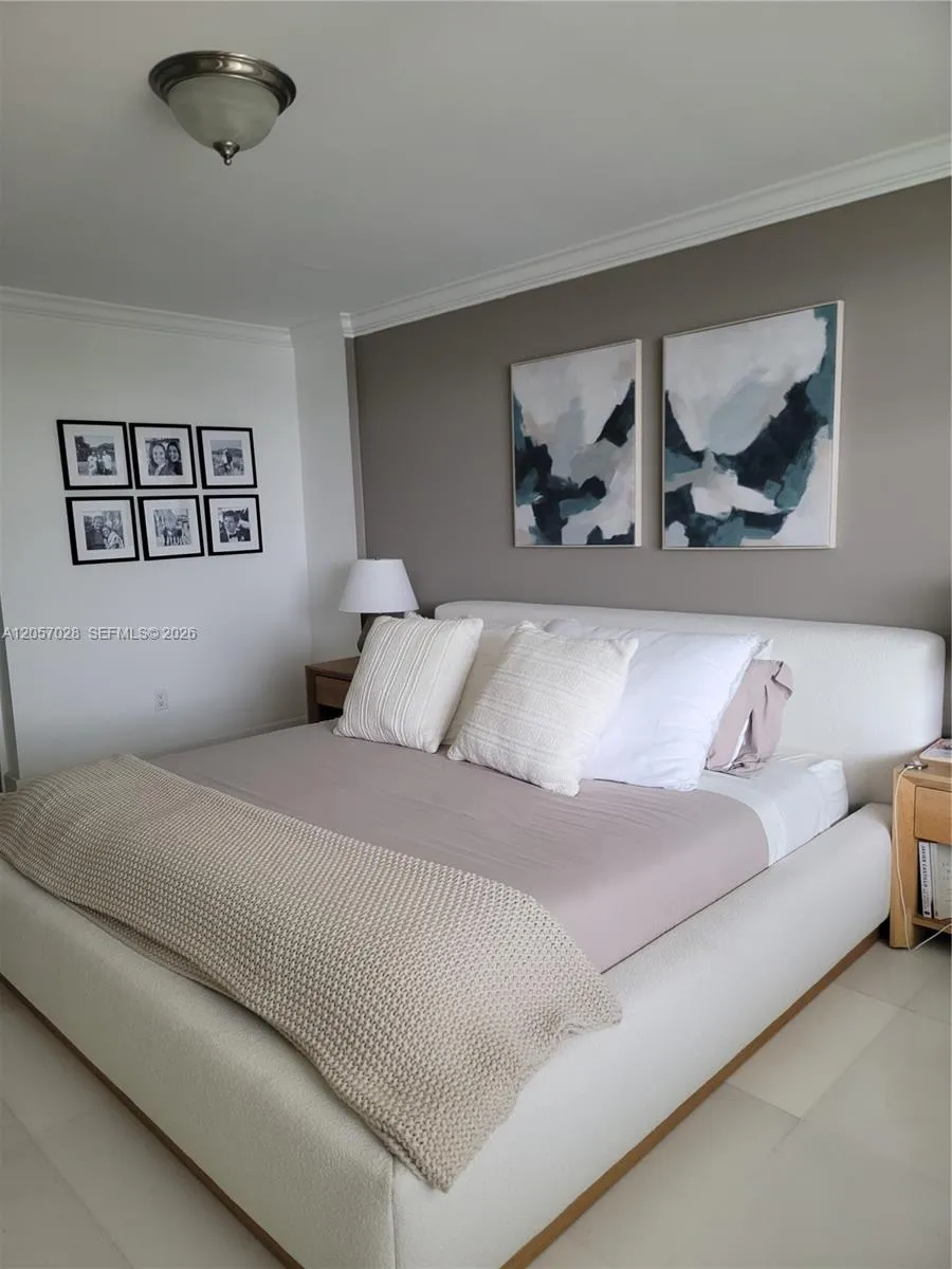 199 Ocean Lane Dr #1206 Key Biscayne, FL 33149