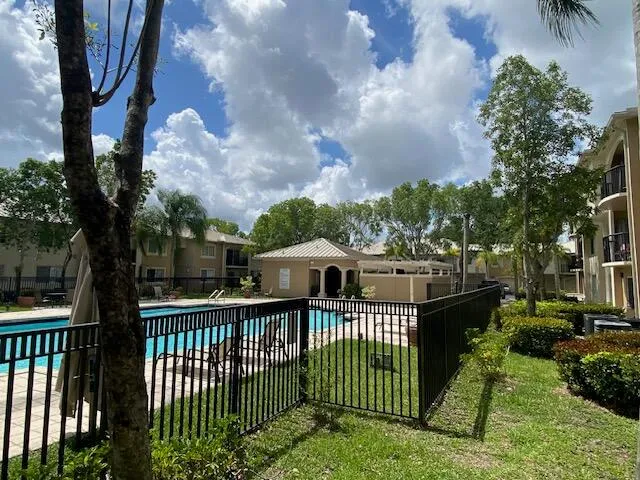 1700 CRESTWOOD COURT S #1708 Royal Palm Beach, FL 33411