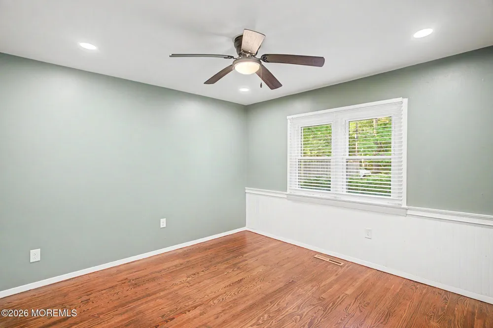 26 Frenchs Lane Tuckerton, NJ 08087