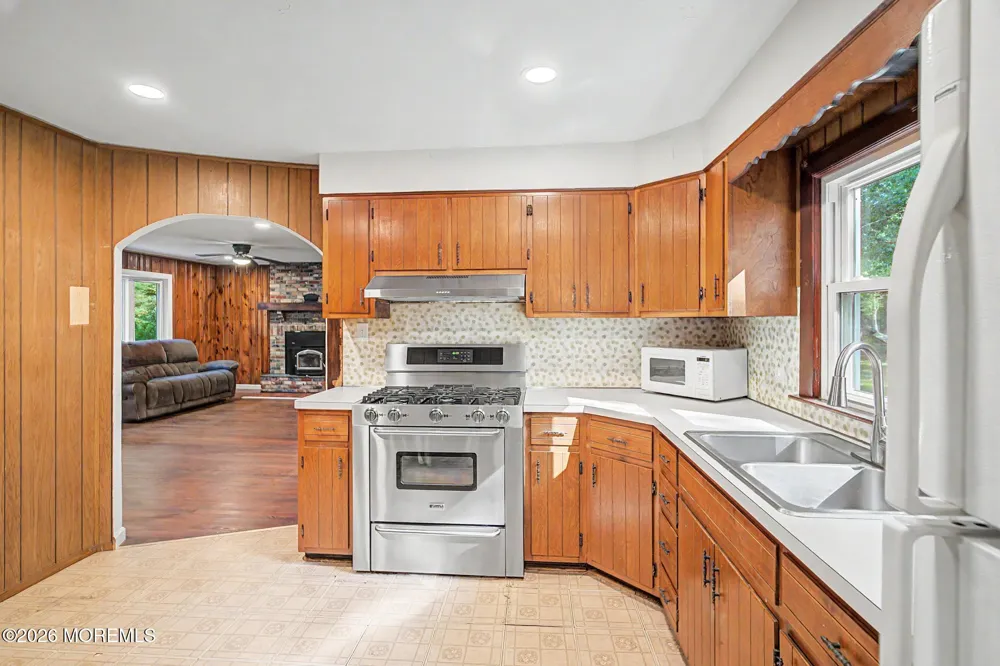 26 Frenchs Lane Tuckerton, NJ 08087