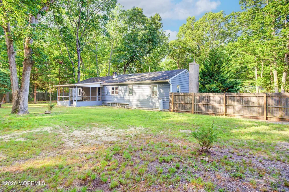 26 Frenchs Lane Tuckerton, NJ 08087