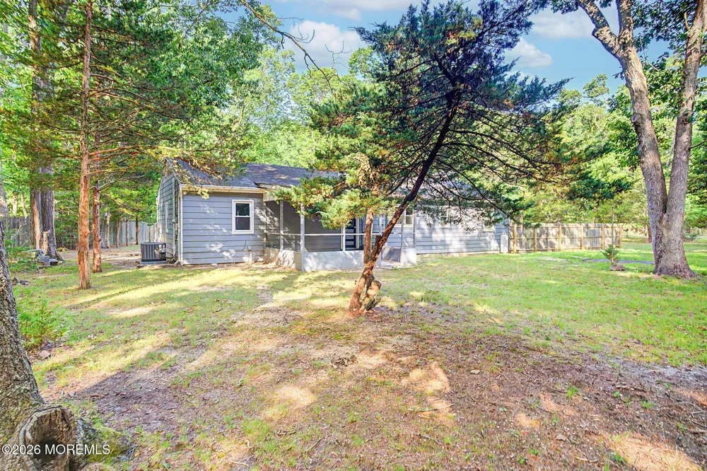 26 Frenchs Lane Tuckerton, NJ 08087
