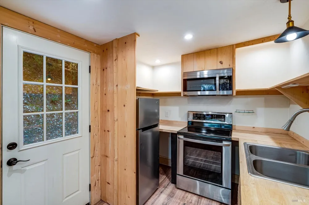 4350 Cazadero Highway Cazadero, CA 95421