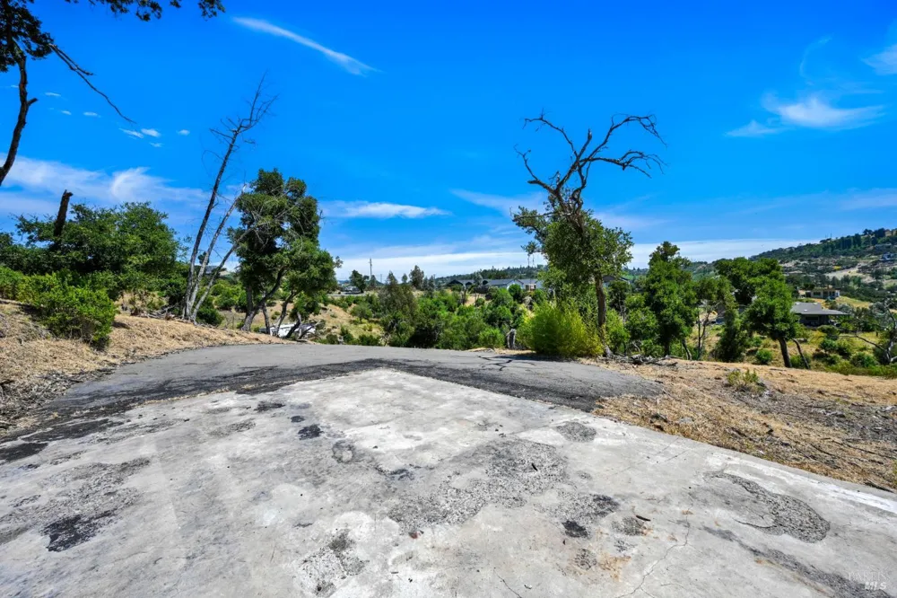 1400 Michele Lane Santa Rosa, CA 95404