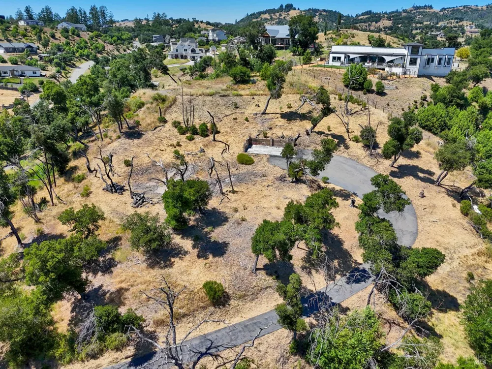 1400 Michele Lane Santa Rosa, CA 95404