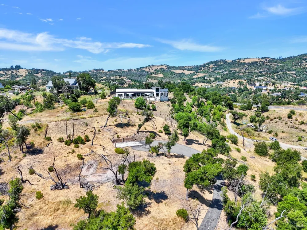 1400 Michele Lane Santa Rosa, CA 95404