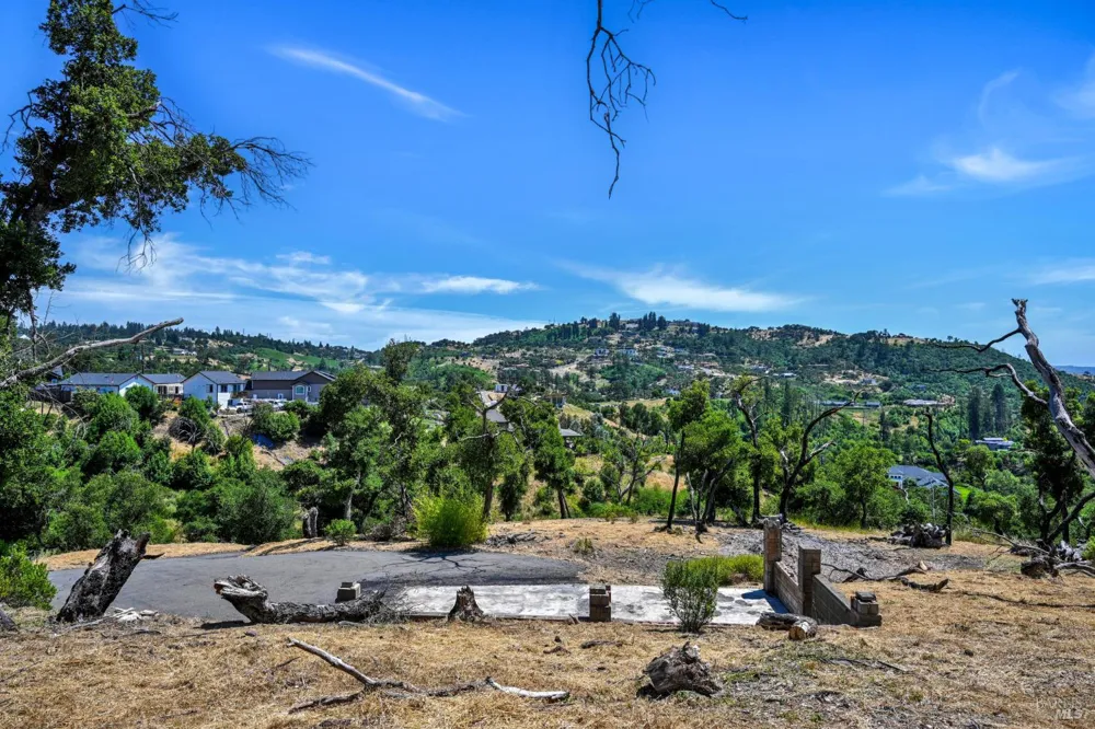 1400 Michele Lane Santa Rosa, CA 95404