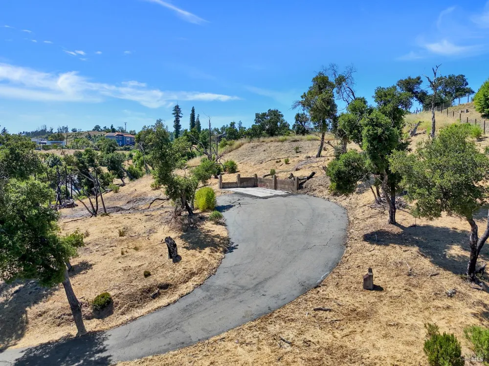 1400 Michele Lane Santa Rosa, CA 95404