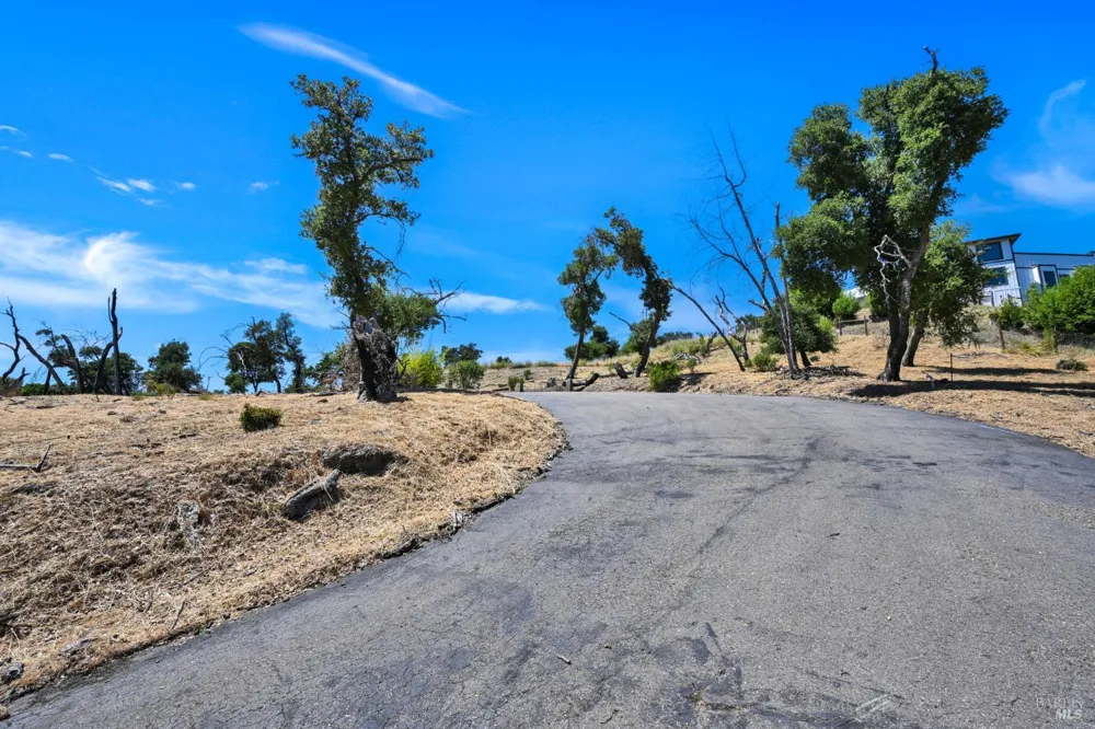 1400 Michele Lane Santa Rosa, CA 95404